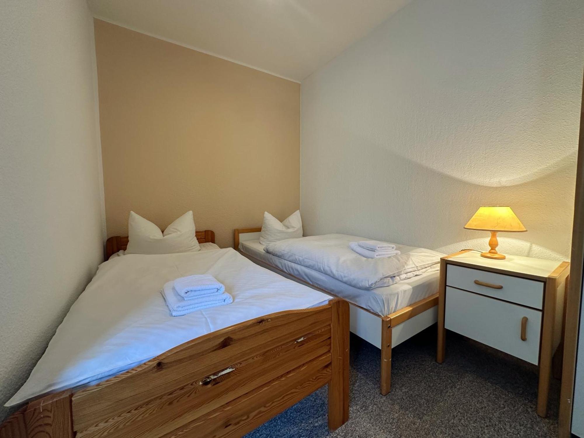 Hotel Am Laerchenberg I Fruehstueck, Wlan, Parkplatz Schirgiswalde-Kirschau Extérieur photo