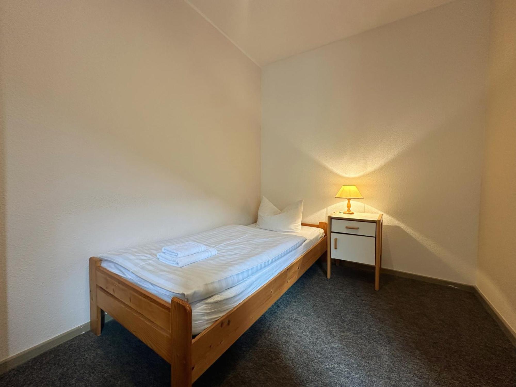 Hotel Am Laerchenberg I Fruehstueck, Wlan, Parkplatz Schirgiswalde-Kirschau Extérieur photo