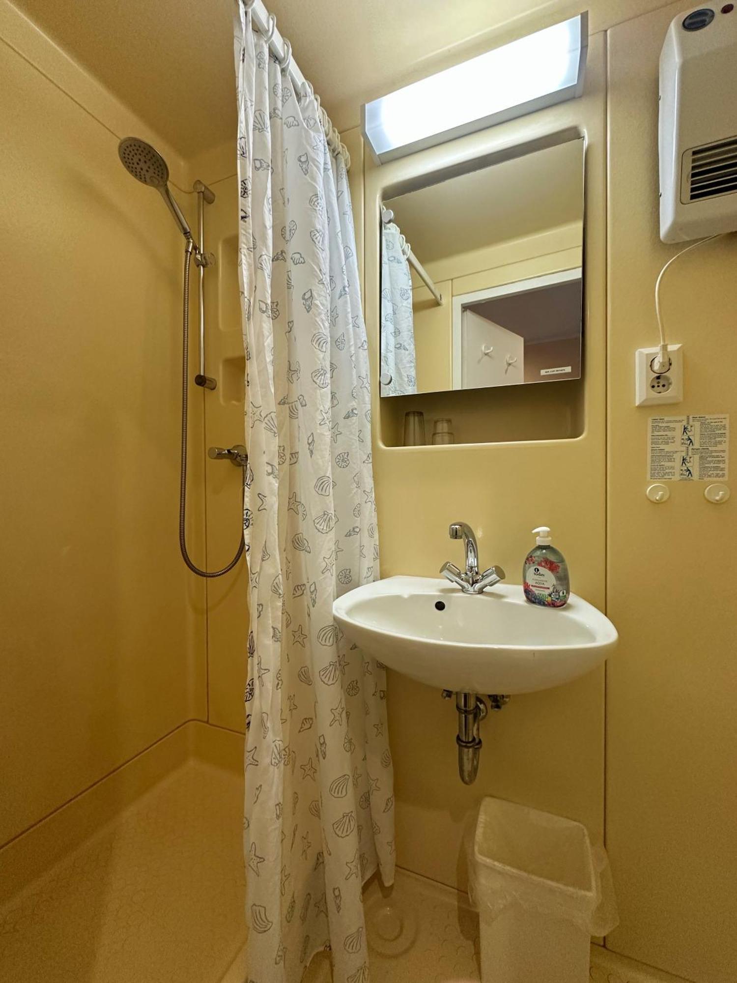 Hotel Am Laerchenberg I Fruehstueck, Wlan, Parkplatz Schirgiswalde-Kirschau Extérieur photo